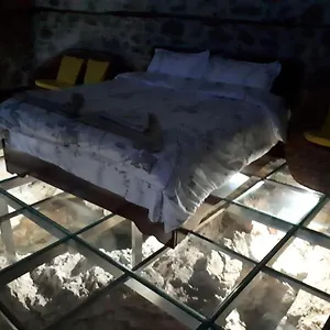 Appartement Nuci's Glass Floor, Tushemisht