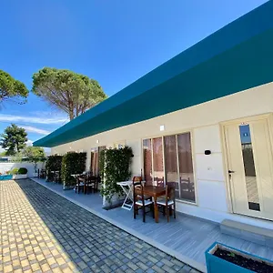  Casa vacanze Holiday Cabins Vlore